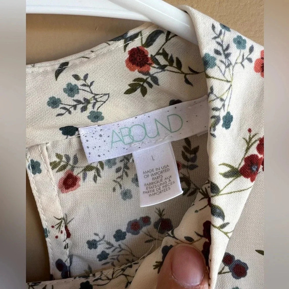 Abound Floral Ruffle Long Sleeve Blouse - Size Large - Picture 2 of 3